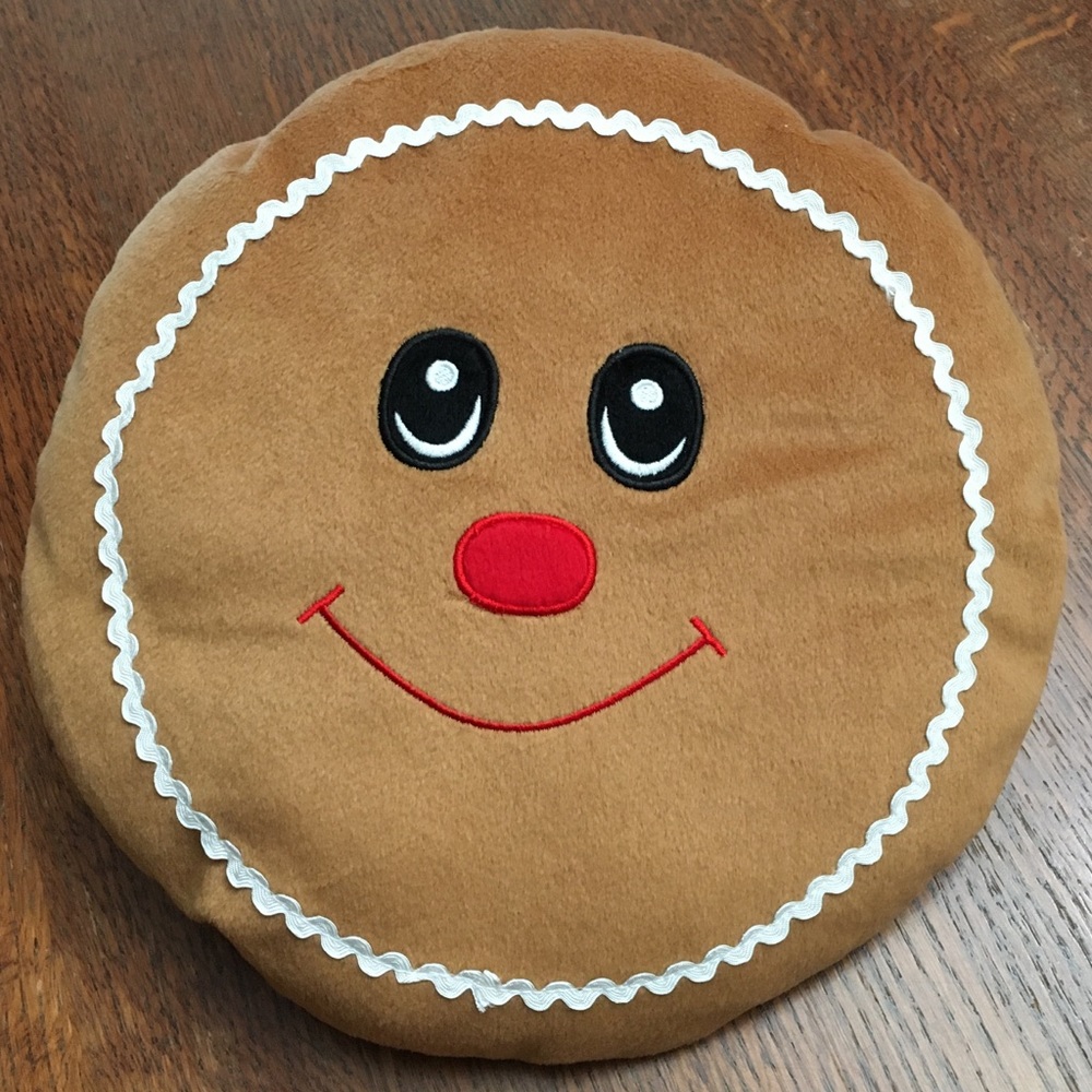 Gingerbread Cookie Pillow